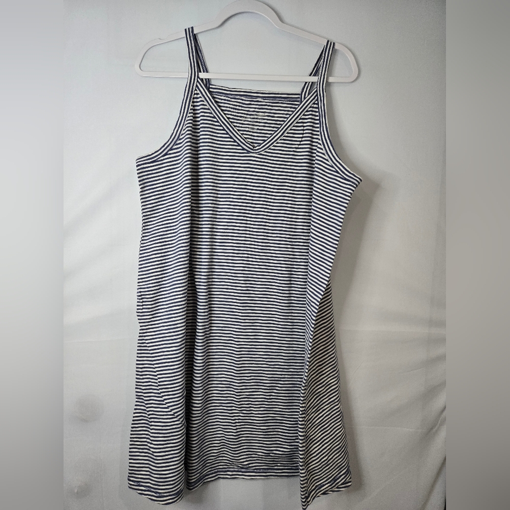 Universal Treads Blue White Striped Dress Size XXL